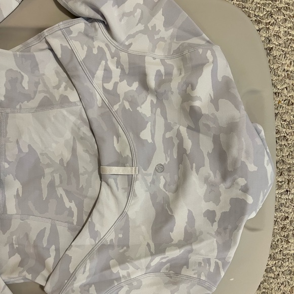 Lululemon Define Jacket *Luxtreme - Picture 10 of 13